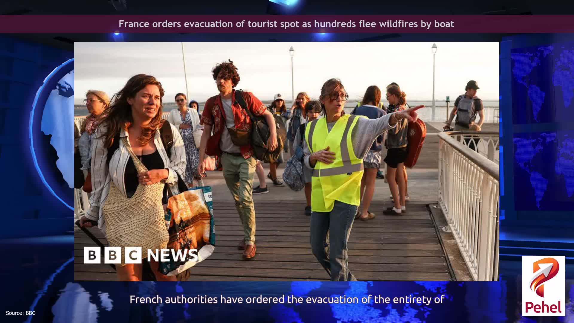 France orders evacuation of tourist spot as hundreds flee wildfires by boat